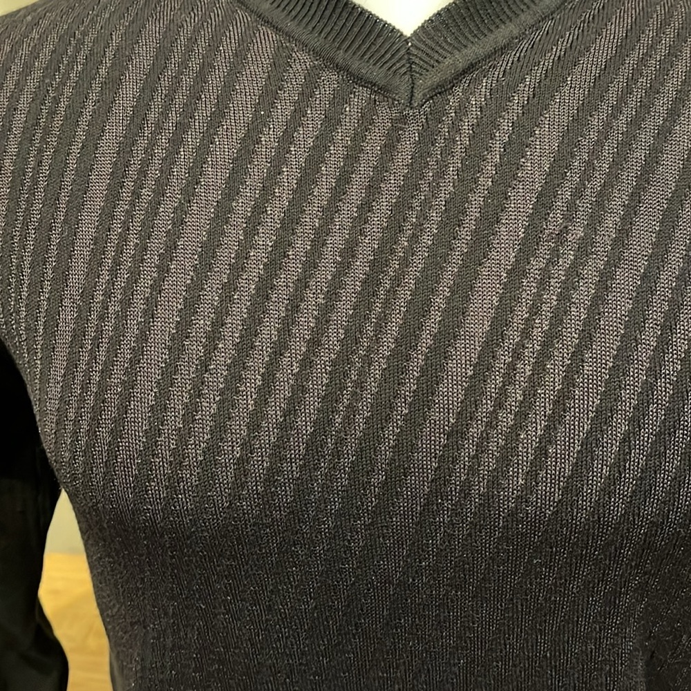 Sweater - Picture 2 of 3
